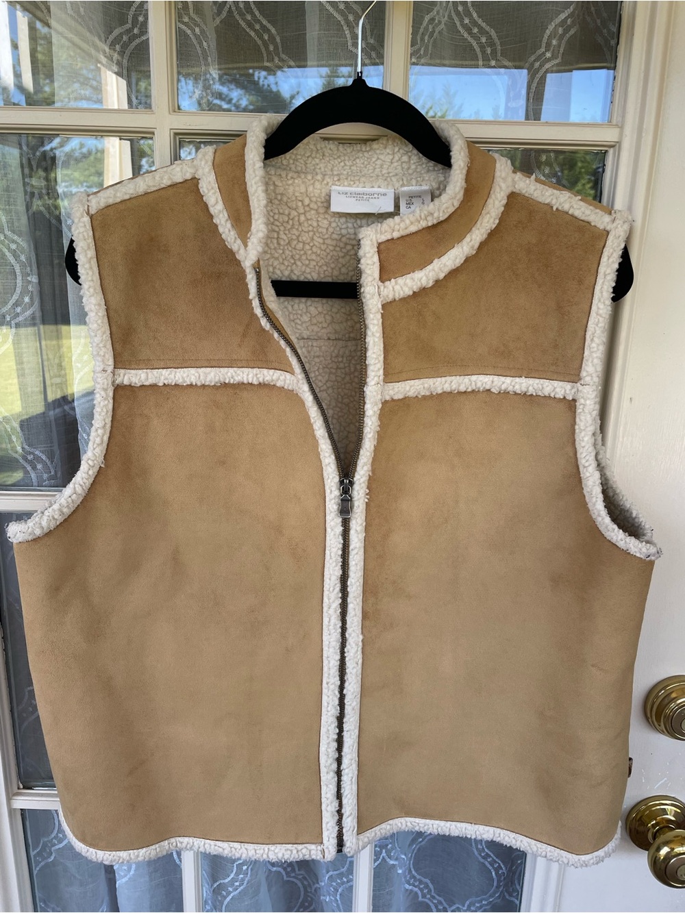 Liz Claiborne Lizwear Jeans Petite L Tan Faux Suede Fleece Lined Zip Vest 🤎